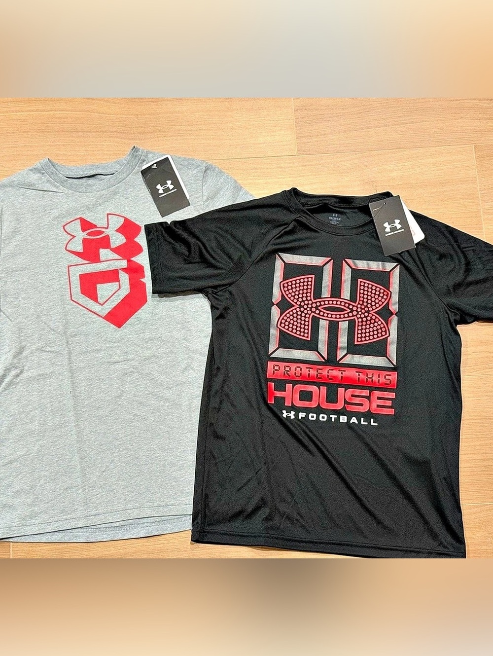 Under Armour Kids Athletic Tees Black & Gray Size Medium NWT
